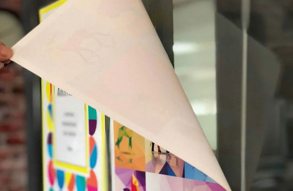 placengo-affiche-repositionnable-print