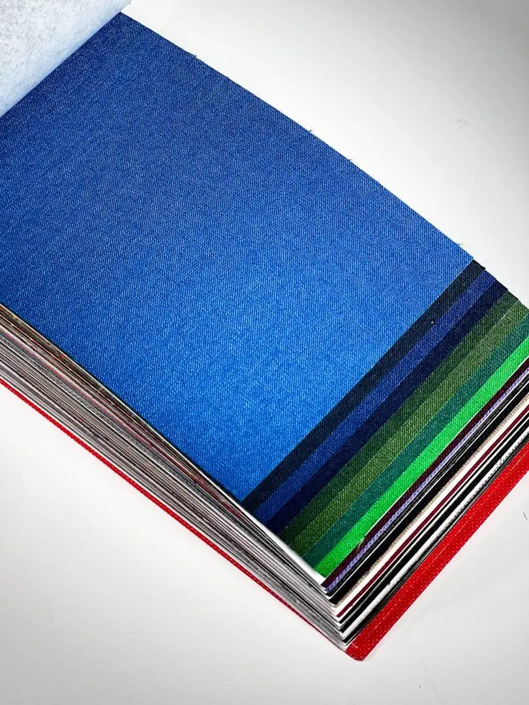 impression toile habillage couverture livres Grafik Plus-08