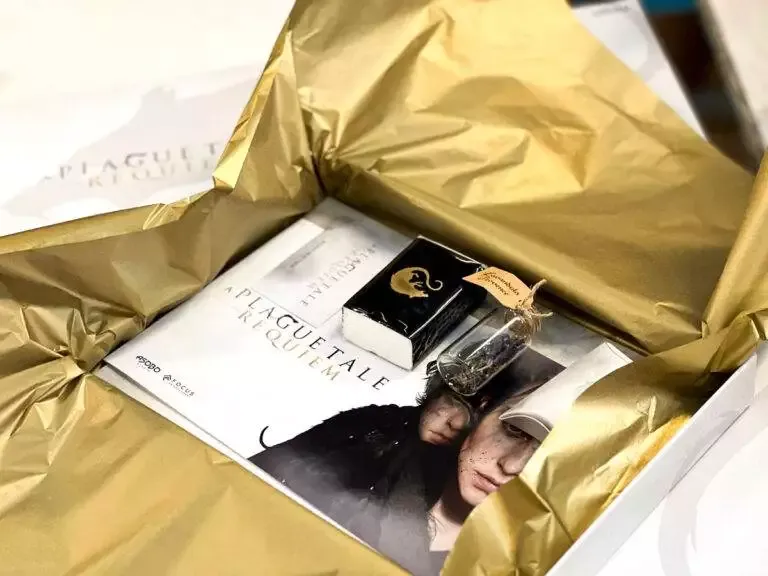 packaging coffret unboxing presse Grafik Plus A Plague Tale Requiem