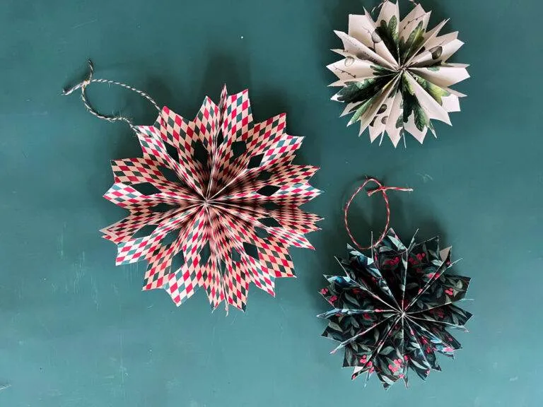 étoiles de Noël en papier