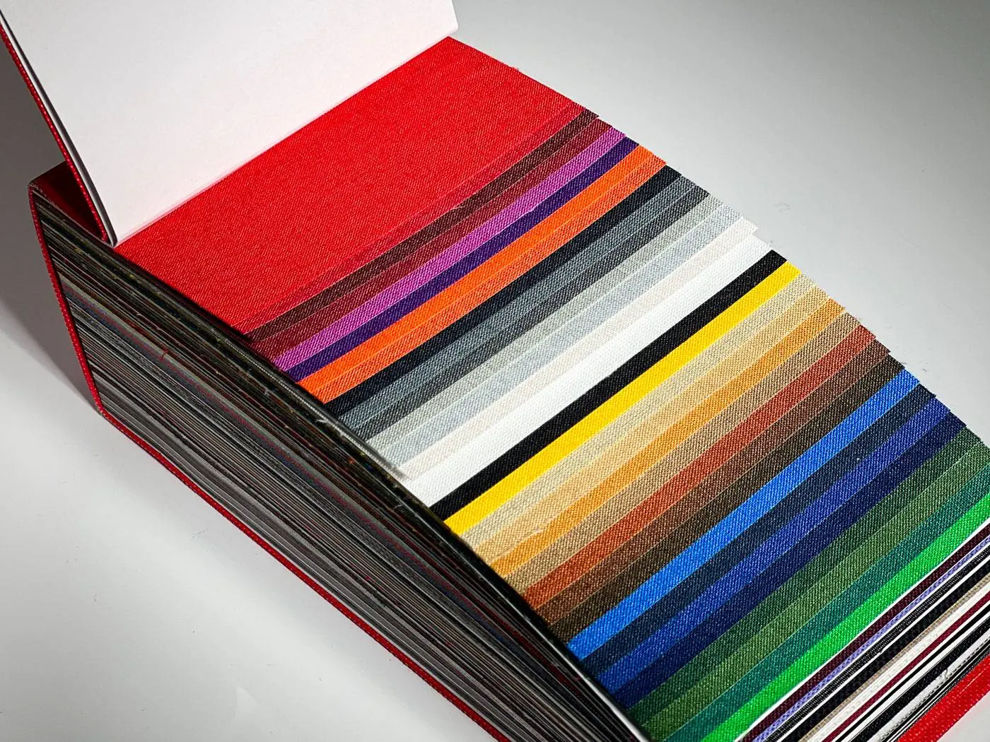 impression toile habillage couverture livres Grafik Plus-18